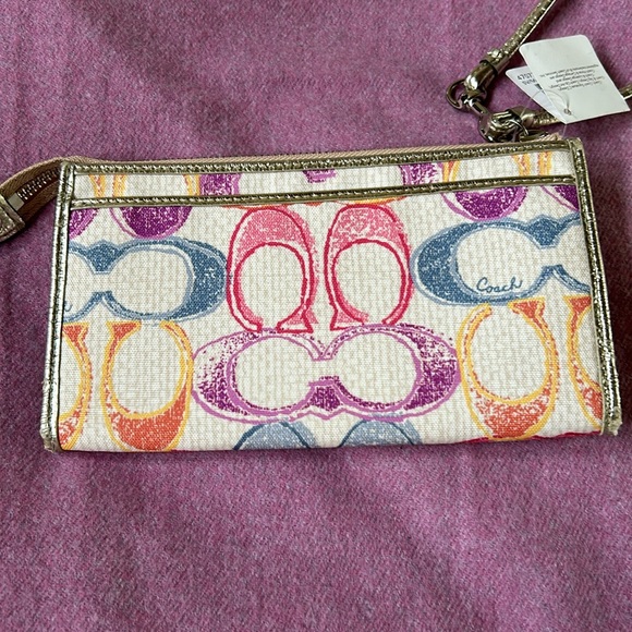 Coach Signature Logo Scribble Print Wristlet Wallet Gold Leather nwt - Picture 6 of 15